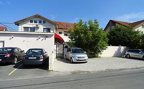 Carmen Studio